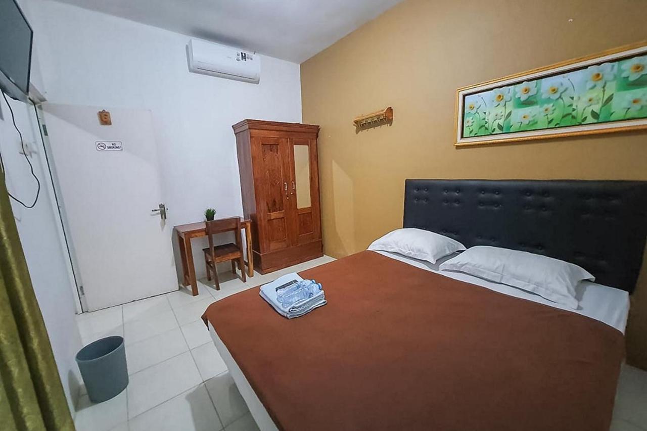 Syafa Homestay Syariah Mitra Reddoorz Tuban  المظهر الخارجي الصورة